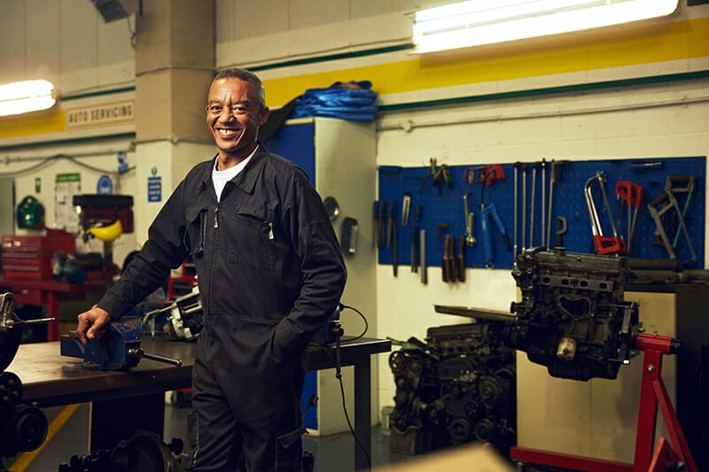 New City College Vehicle Maintenance teacher Amand Ayensu is starring in a new series on Yesterday TV Channel called Classic Car Garage. Amand teaches at Ardleigh Green campus.